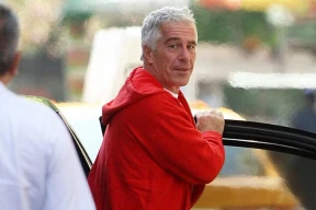 Завещал беларуске 50 миллионов, а ее отец летал с ним на вертолете за месяц до ареста